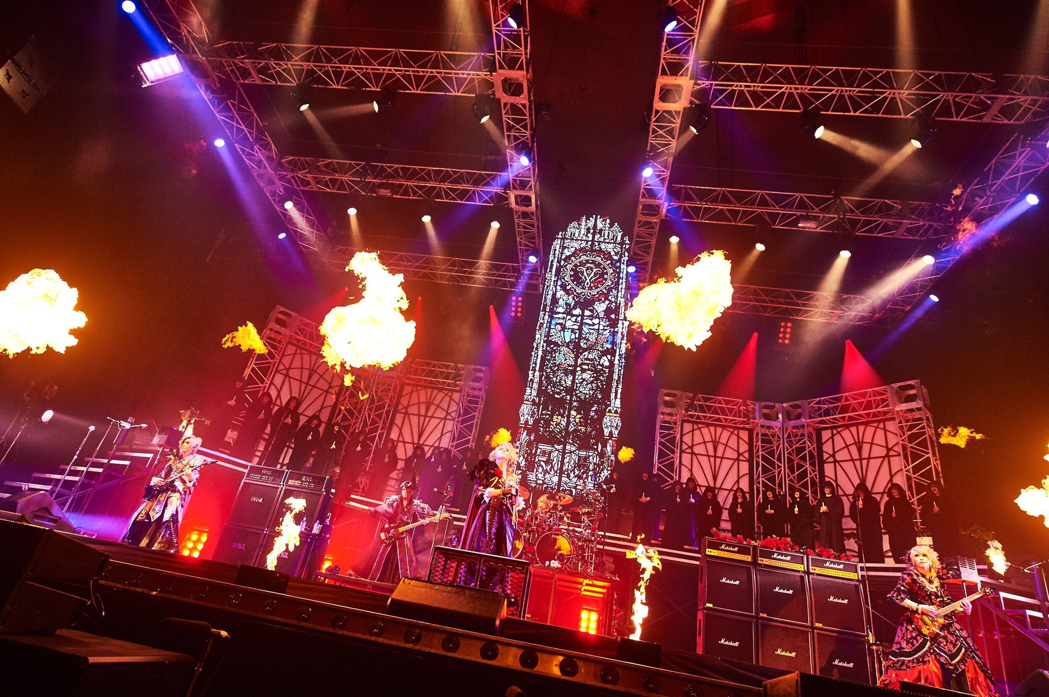 Versailles live. Kamijo Concert. Kamijo Live сцена. Версаль концерт. Kamijo Yuuji.